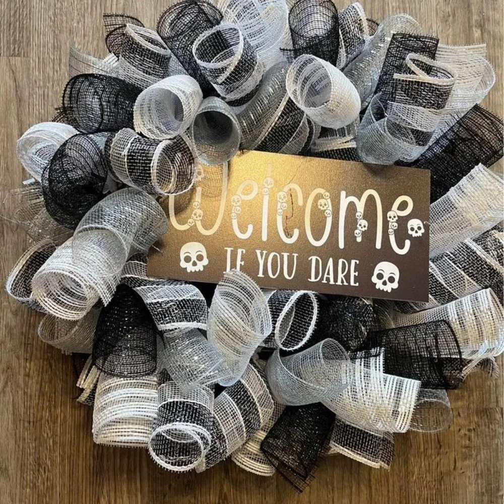 Handmade Wreath! Welcome If You Dare! Skulls! Great for door!